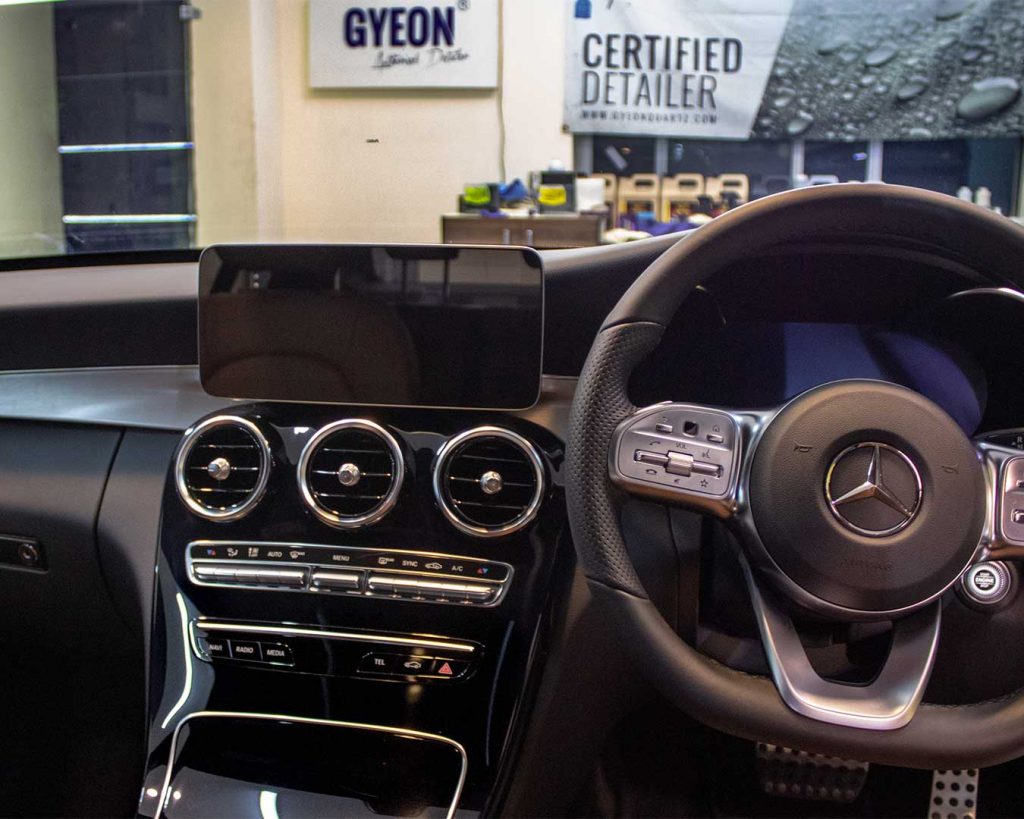 MercedesCclass_FrontScreen_Crystalline Image of 3M Crystalline 70 applied to front windscreen of mercedes c class. Applied by protek car care lahore, Pakistan